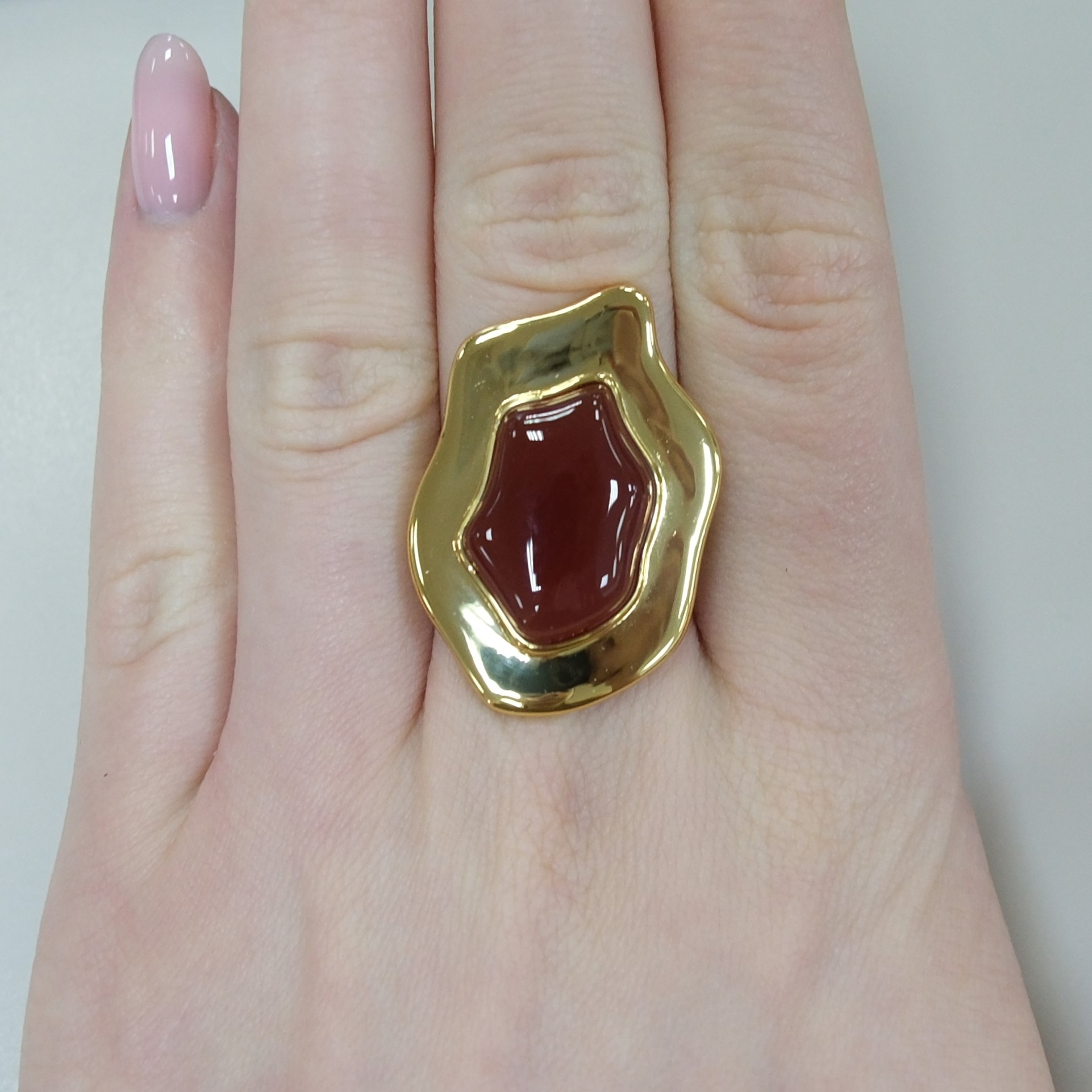 Серебряное кольцо с агатом